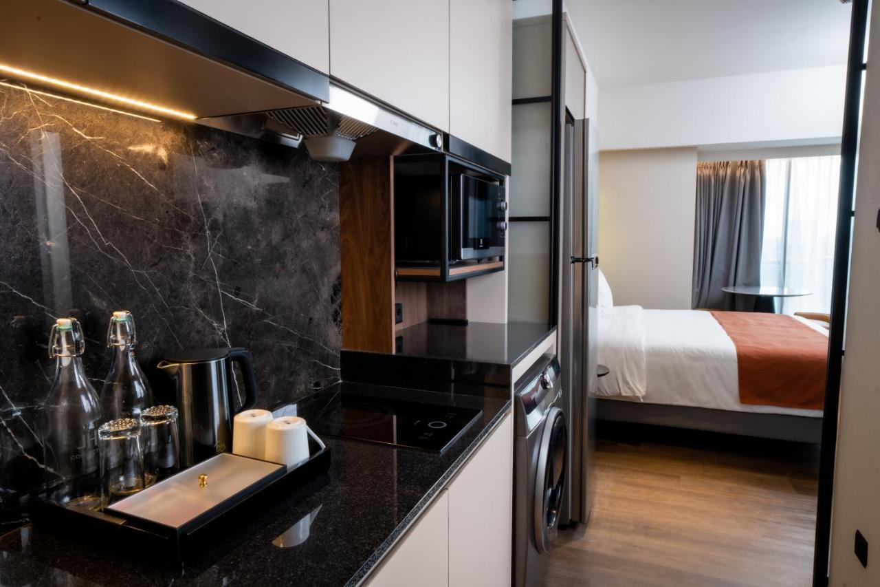 Herloom Hotel & Residence Bsd Tangerang Esterno foto