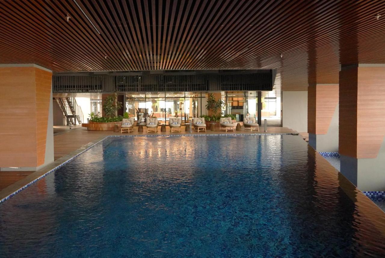Herloom Hotel & Residence Bsd Tangerang Esterno foto