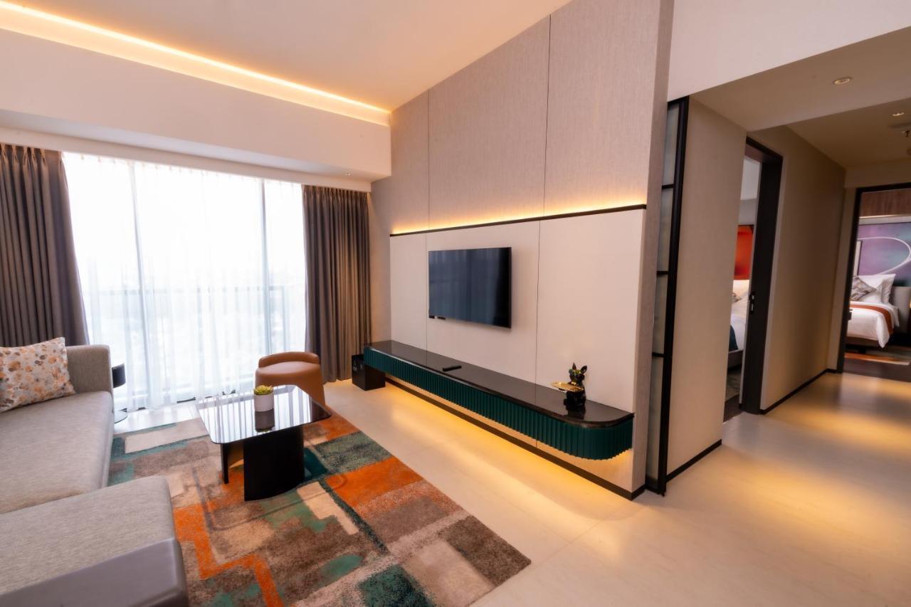 Herloom Hotel & Residence Bsd Tangerang Esterno foto