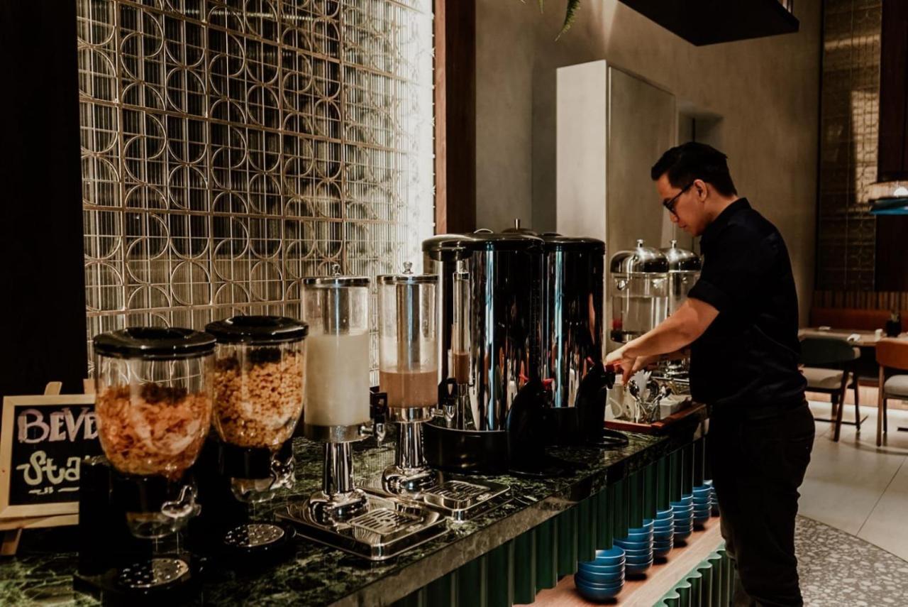 Herloom Hotel & Residence Bsd Tangerang Esterno foto